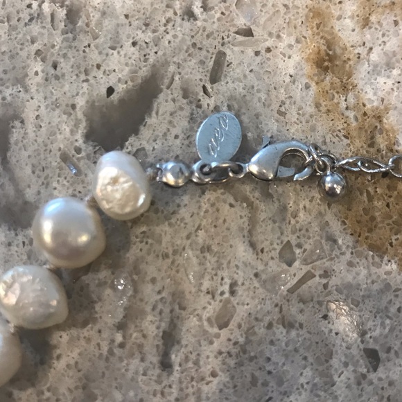 American Eagle Outfitters Faux Pearl Necklace - Picture 3 of 6